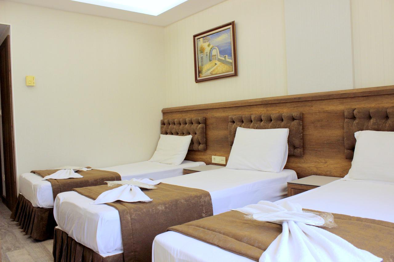 Hotel Buyuk Paris