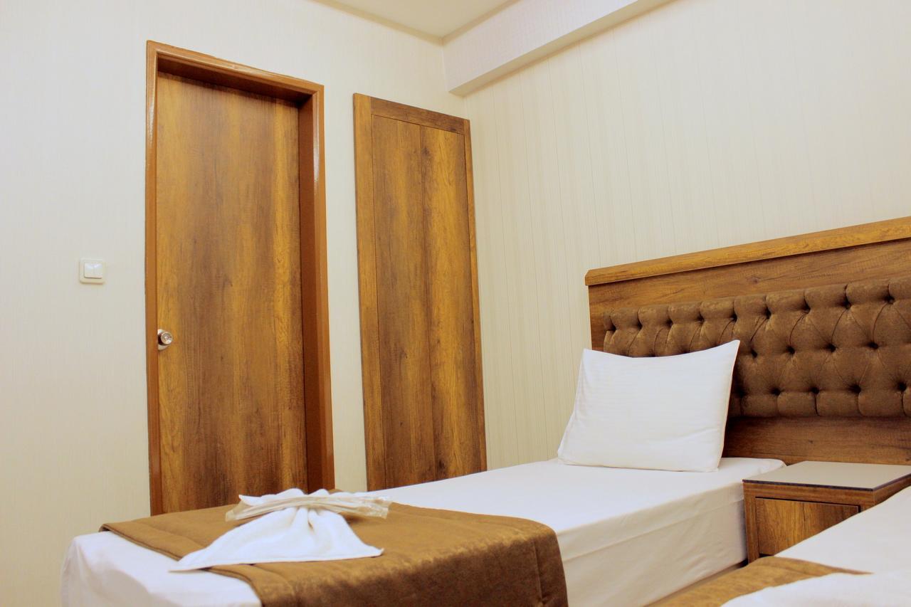 Hotel Buyuk Paris 3*