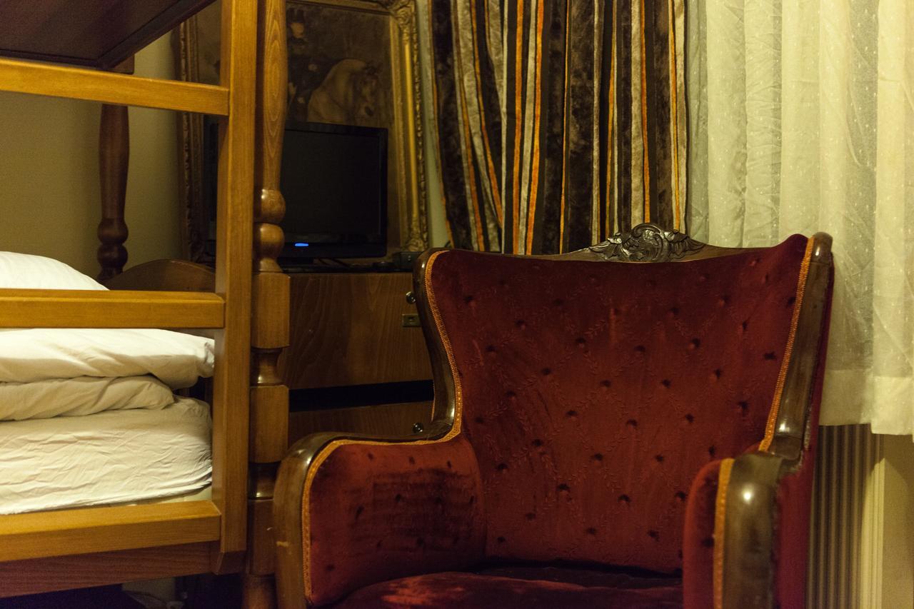 Chambers Of The Boheme Hostel