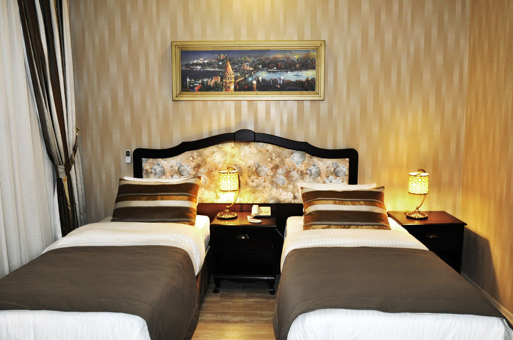 Taksim House 3*