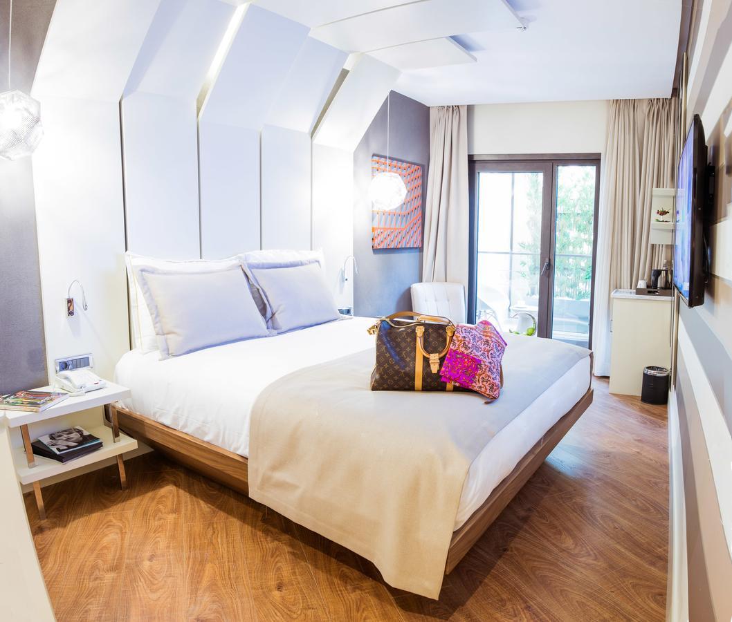 Hotel Maroon Pera 3*