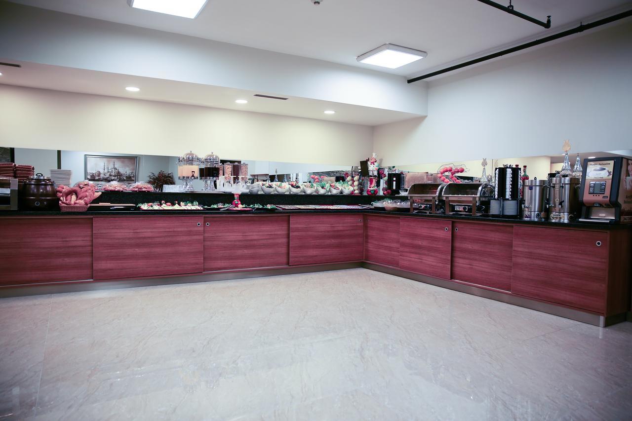 Golden Lounge Hotel 3*