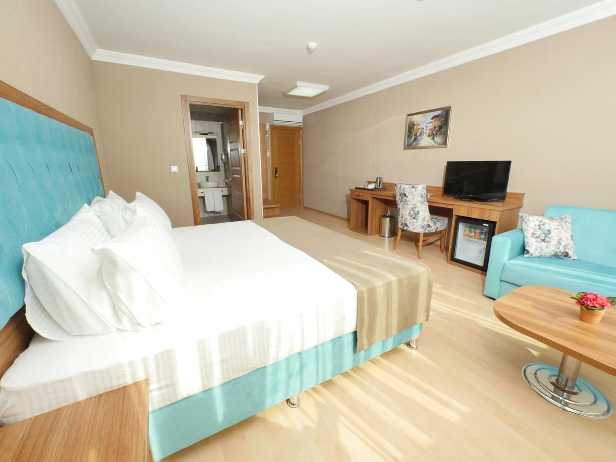 Hotel Golden Lounge