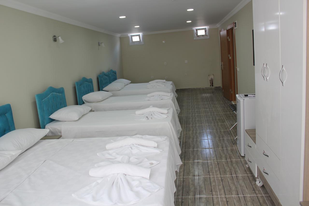 Hotel Gorur *