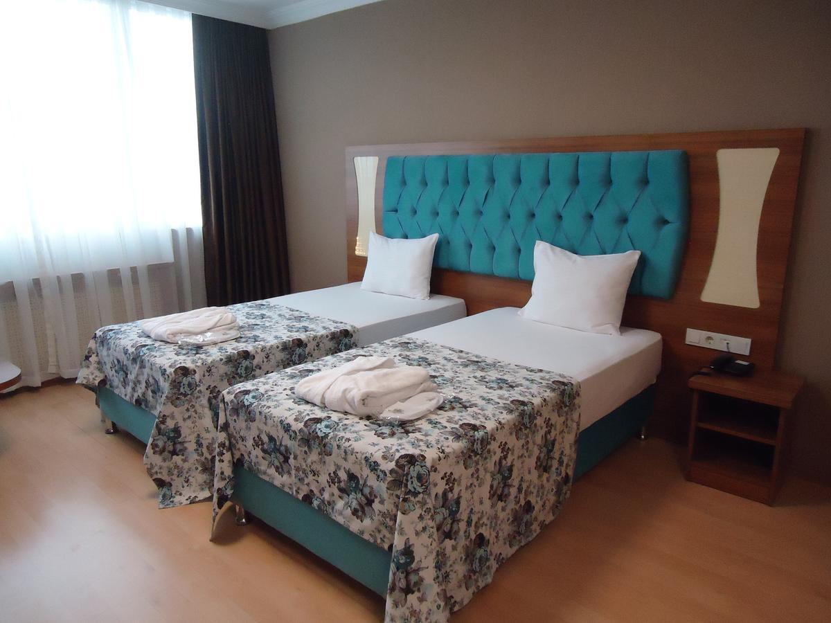 Golden Lounge 3*