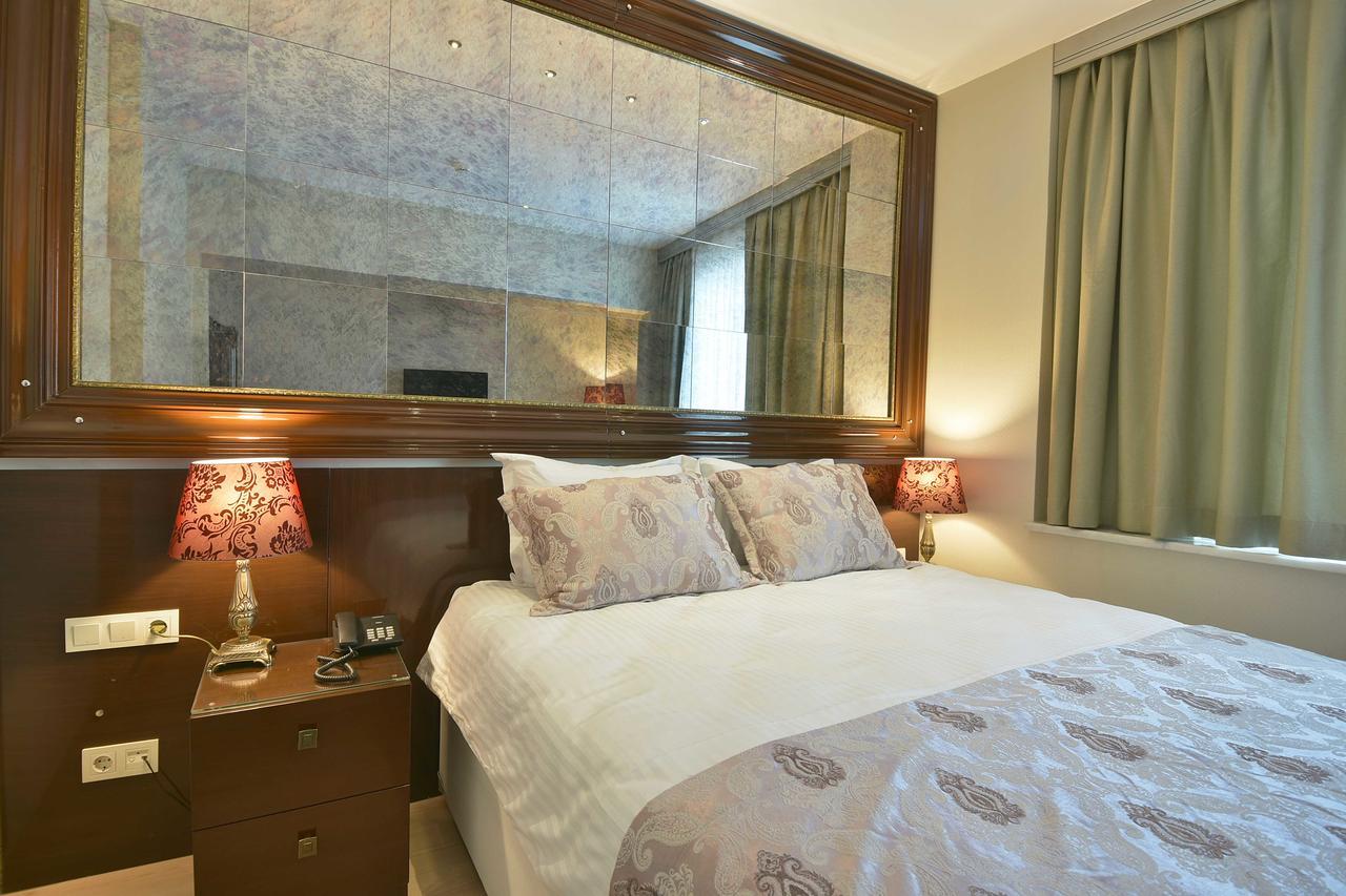 Adamel Hotel