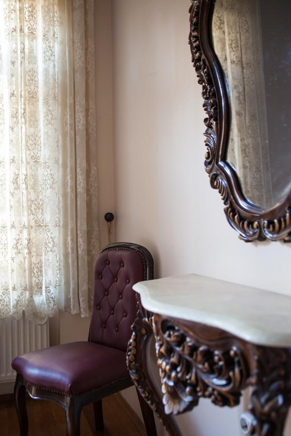 Hostel Chambers Of The Boheme