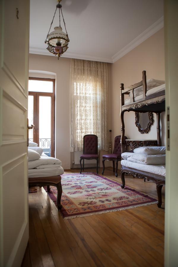 Chambers Of The Boheme * Istanbul