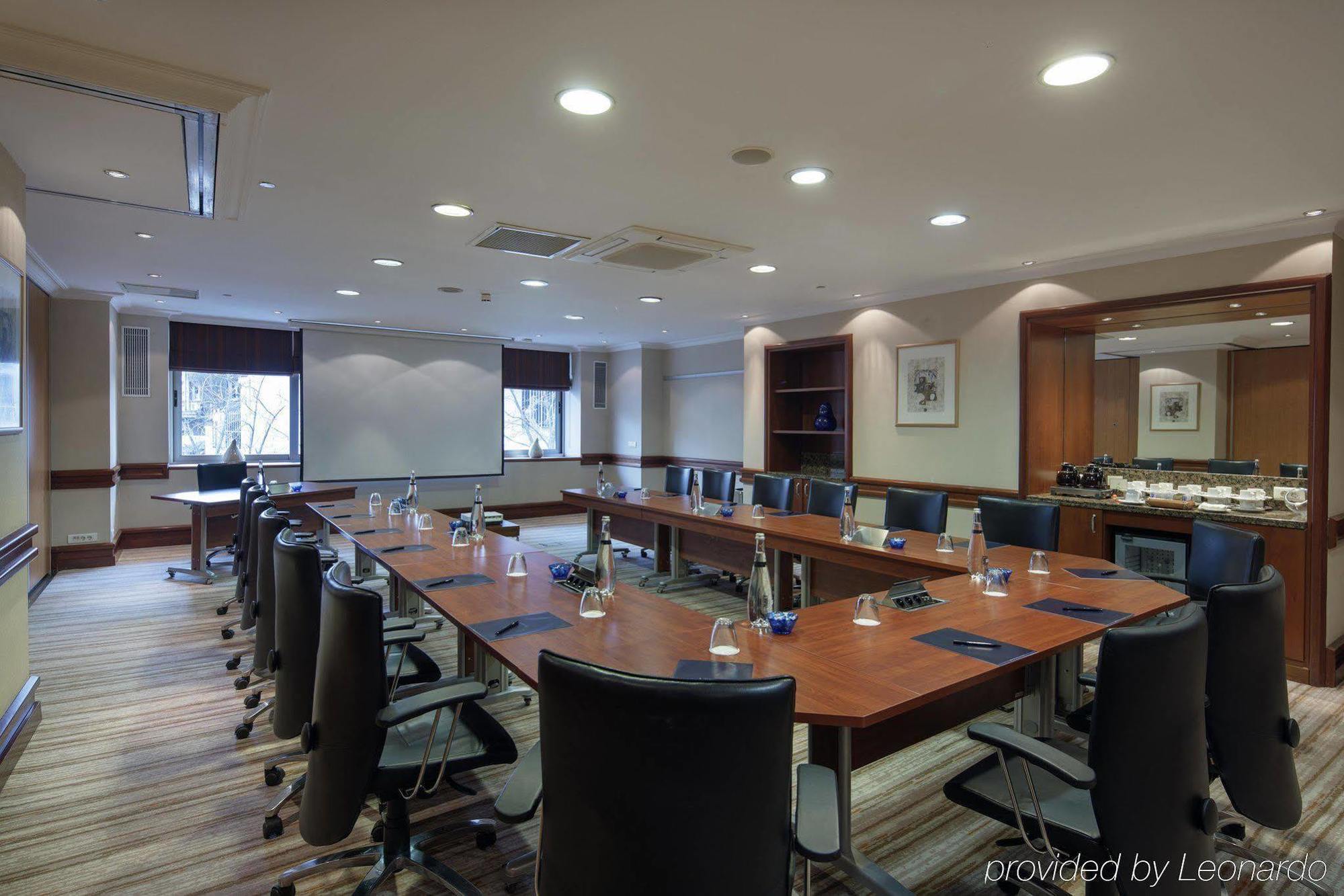 Hotel Hilton Parksa 4*