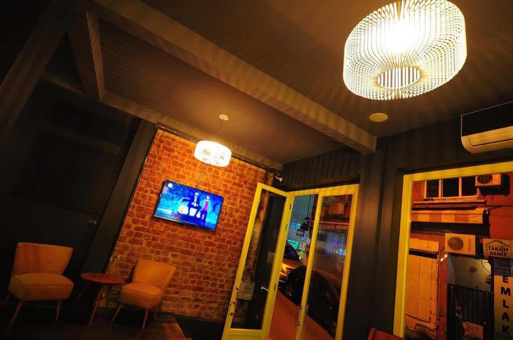 Hotel Pera Luna 3*