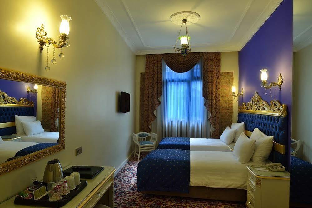 By Murat Royal Galata Hotel 3*