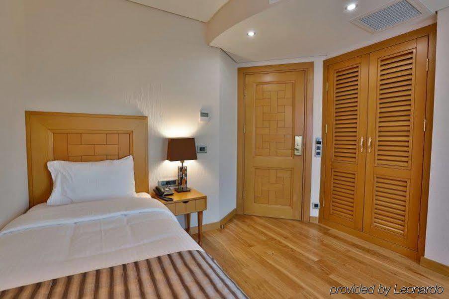 Hotel Queen & Istanbul