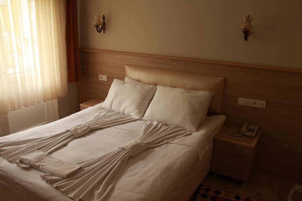 Bonjour Hotel