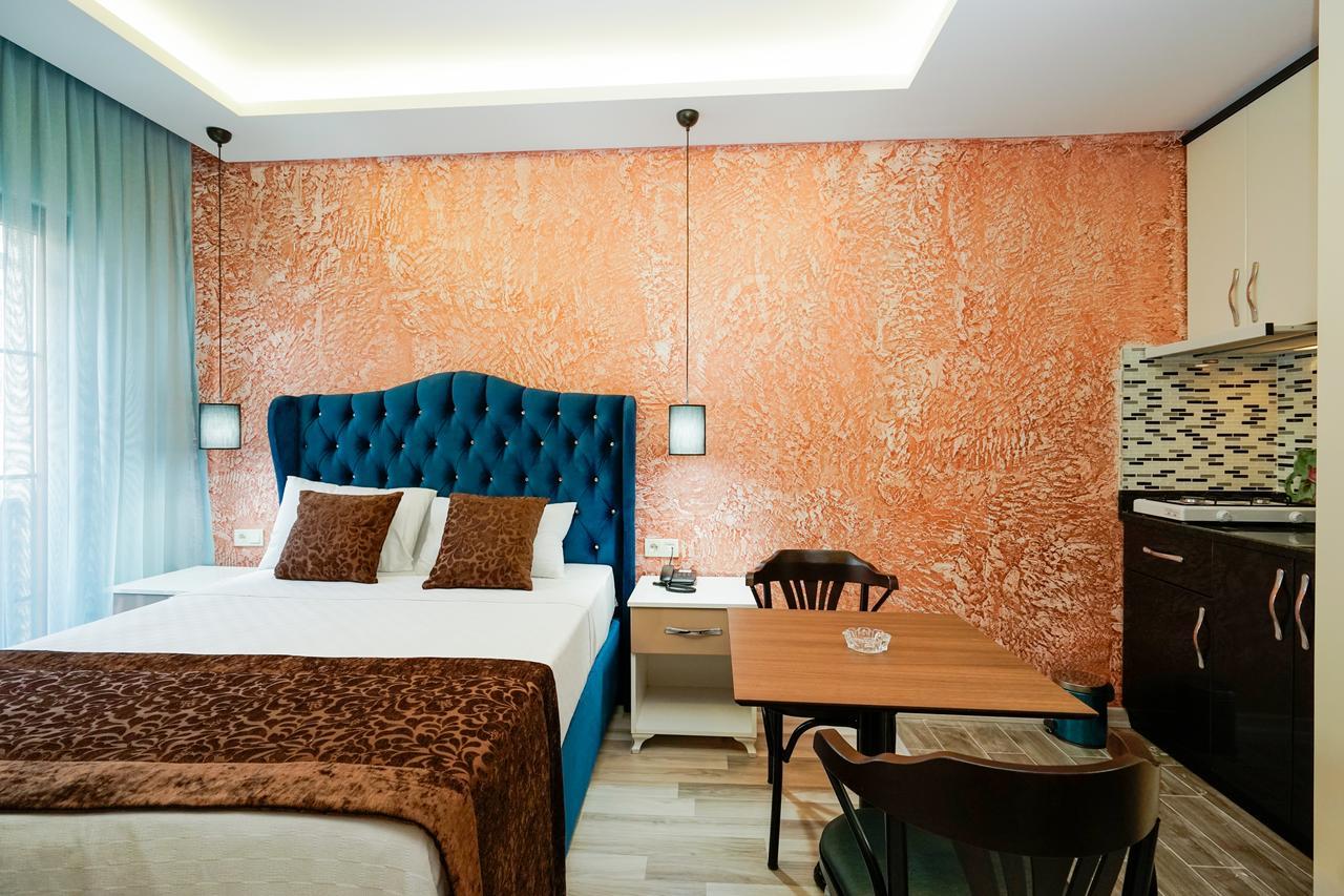 Taksim Celebi Apart Otel 5*