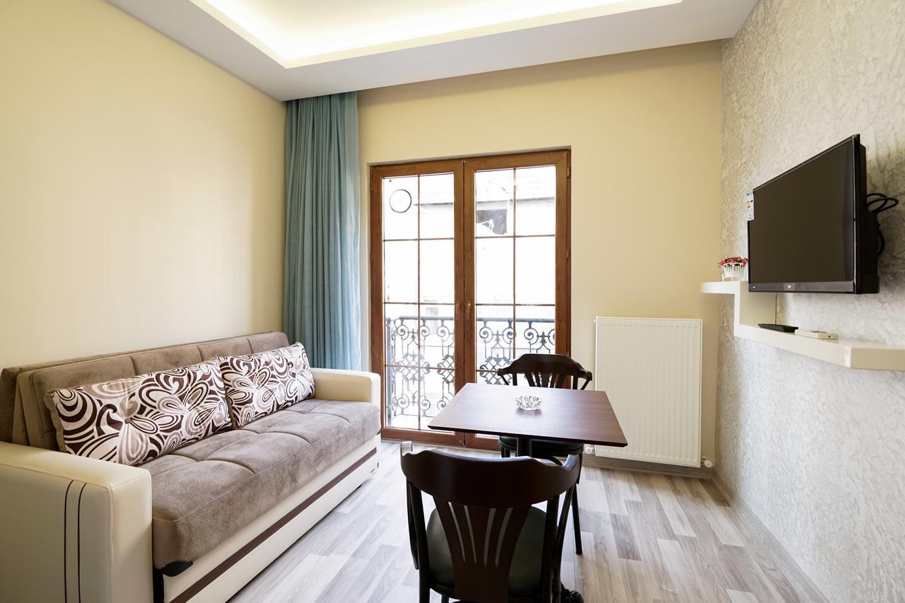 Taksim Celebi Apart Otel 5*