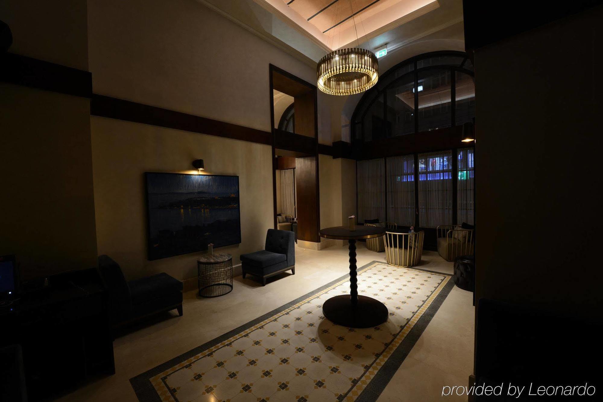 10 Karakoy Otel
