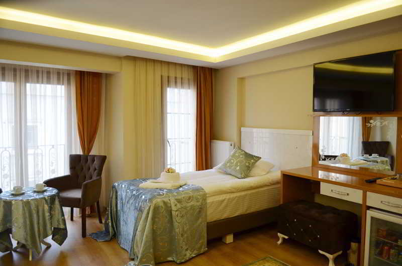 Black Pearl Hotel 3*