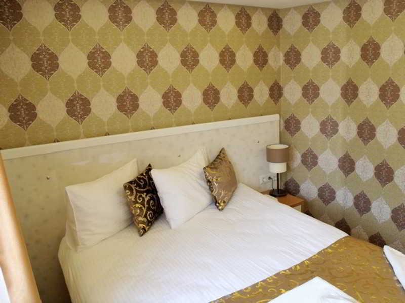 Hotel Black Pearl