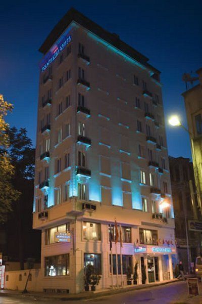 Grand Liza
