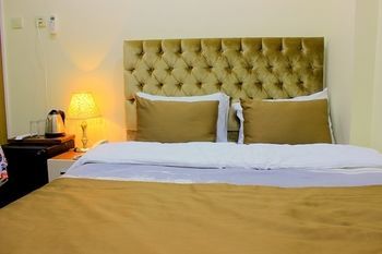 Eyfel Hotel 3*