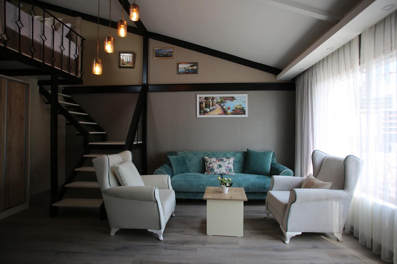 Artist Aparthotel