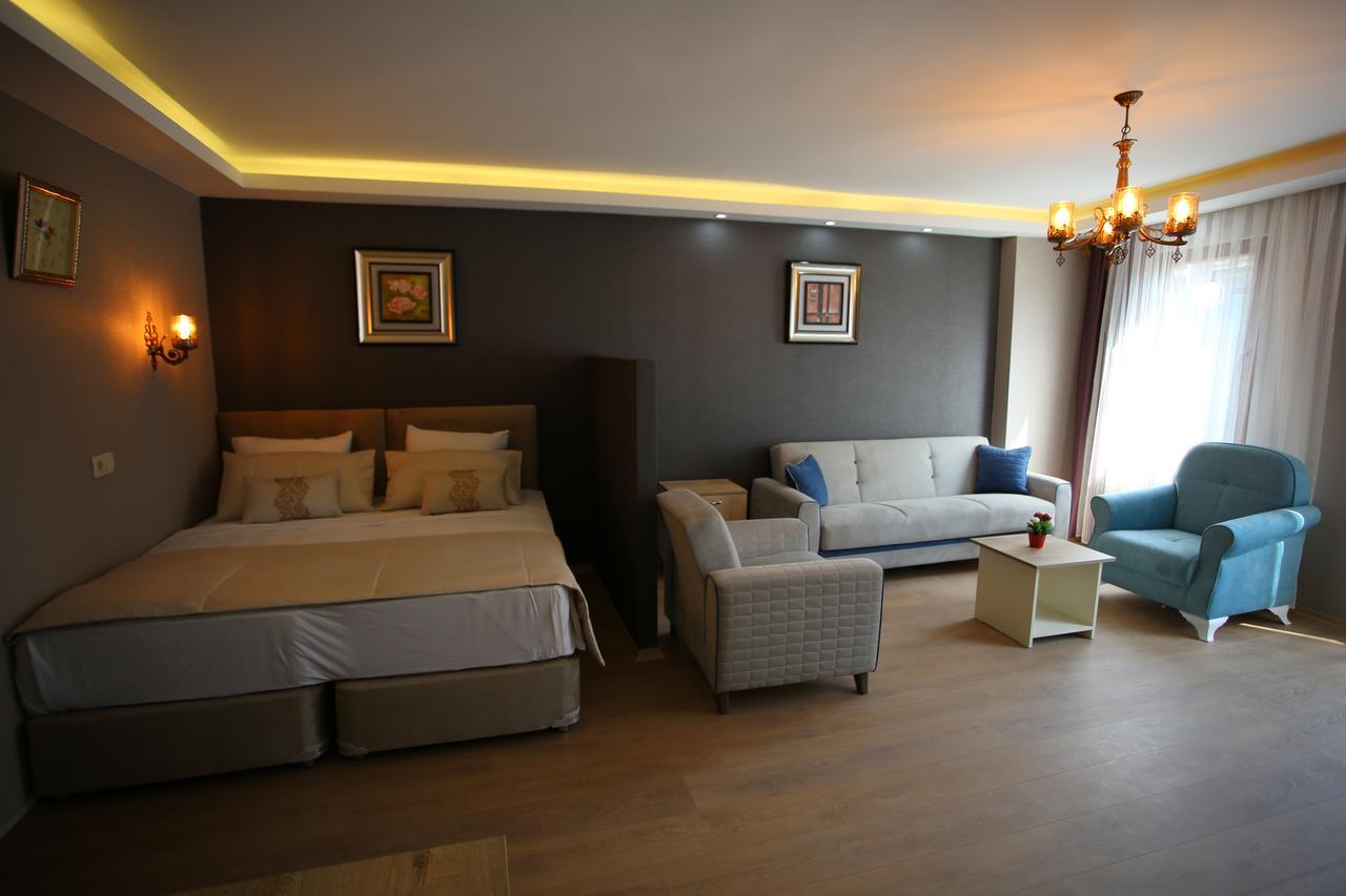 Artist Aparthotel