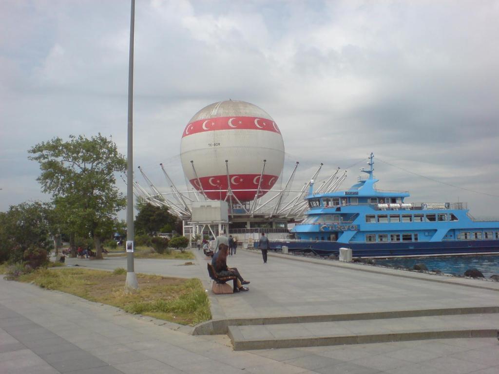 Kadikoy 2*