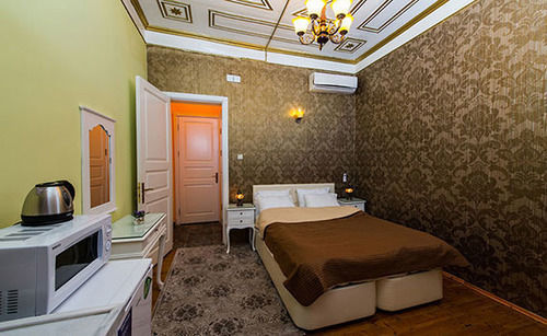 Aparthotel Alhambra 3*