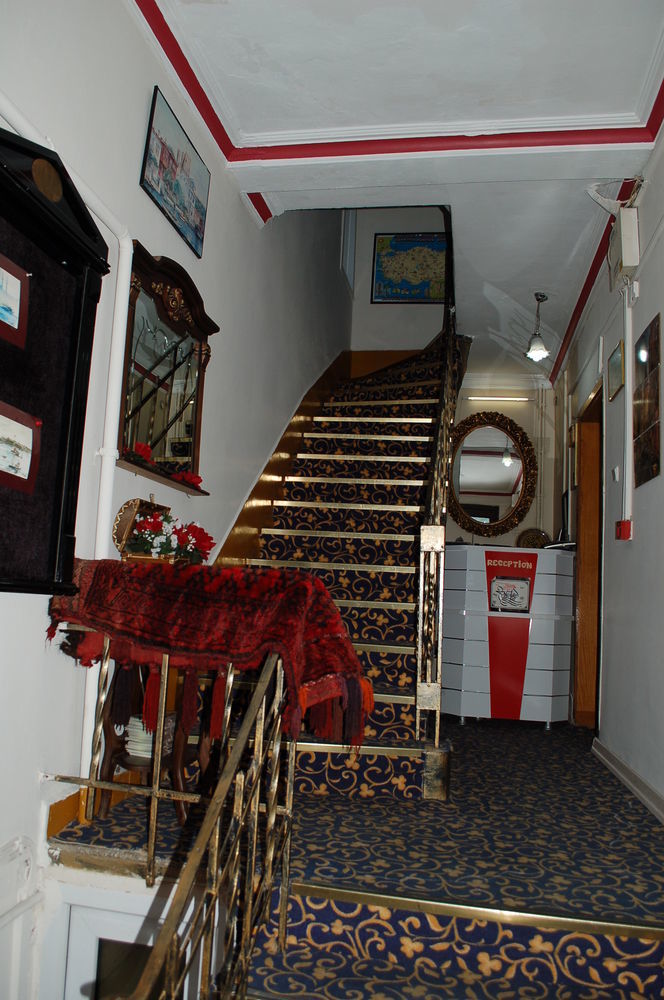 Hotel Nayla Palace 2*