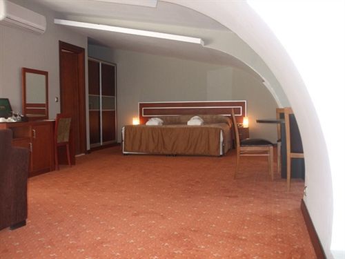 Hotel Dragos Restaurant 3*