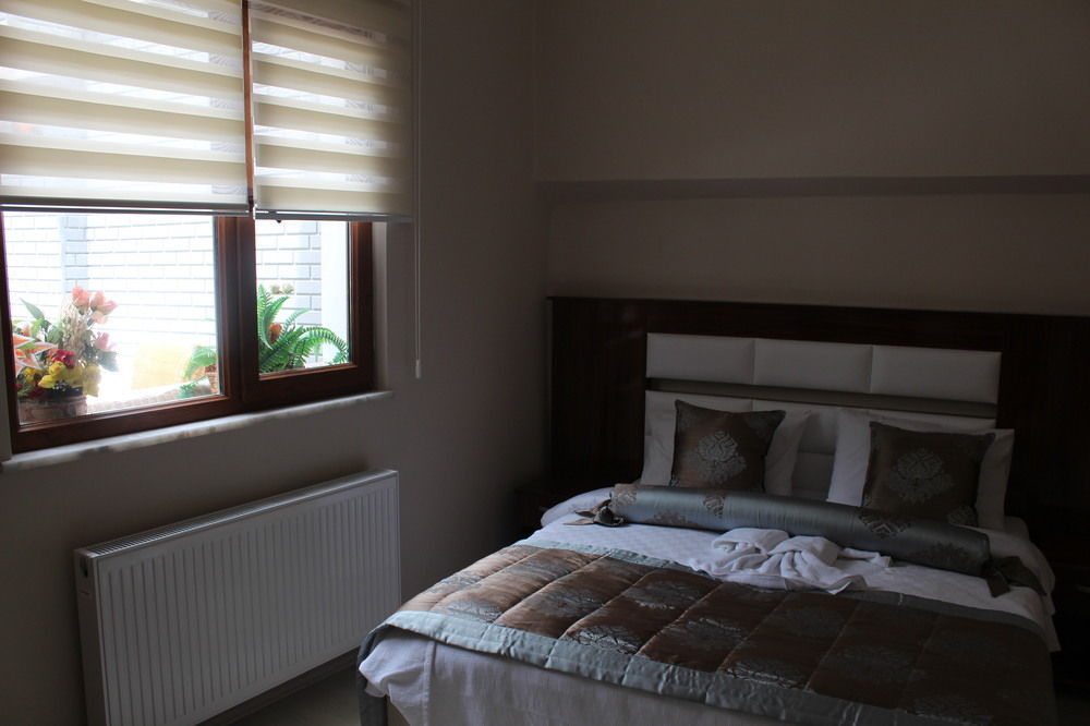 Hotel Sahi Divan 2*