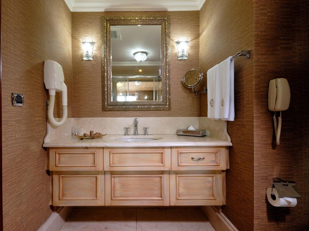 The Palace Taksim 4* Istanbul