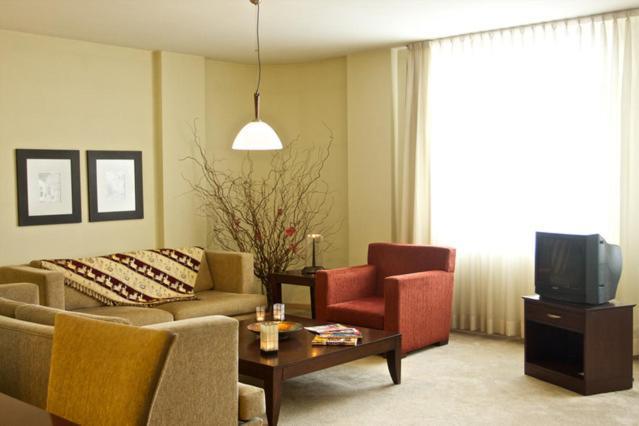 Aparthotel Baran Airport