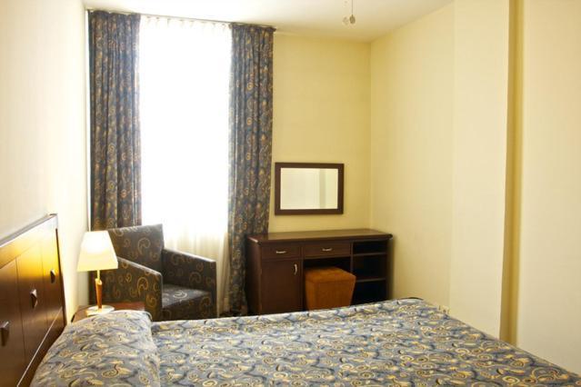 Aparthotel Baran Airport 3*