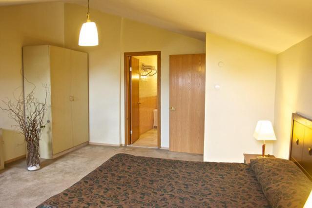 Aparthotel Baran Airport