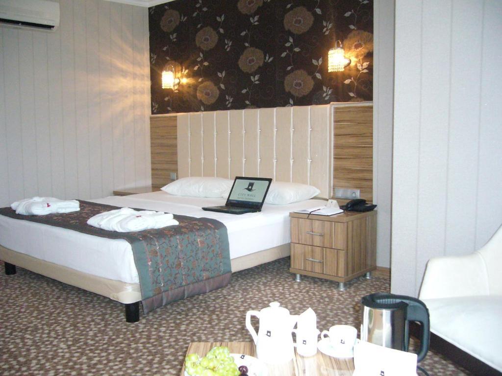 City Wall Hotel Hotel
