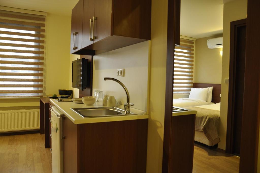 Hotel Wide Taksim 2*