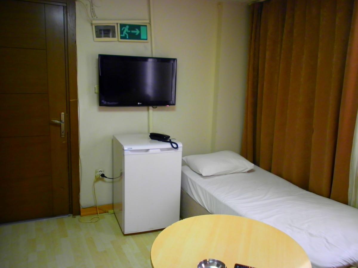 Hotel Plato *