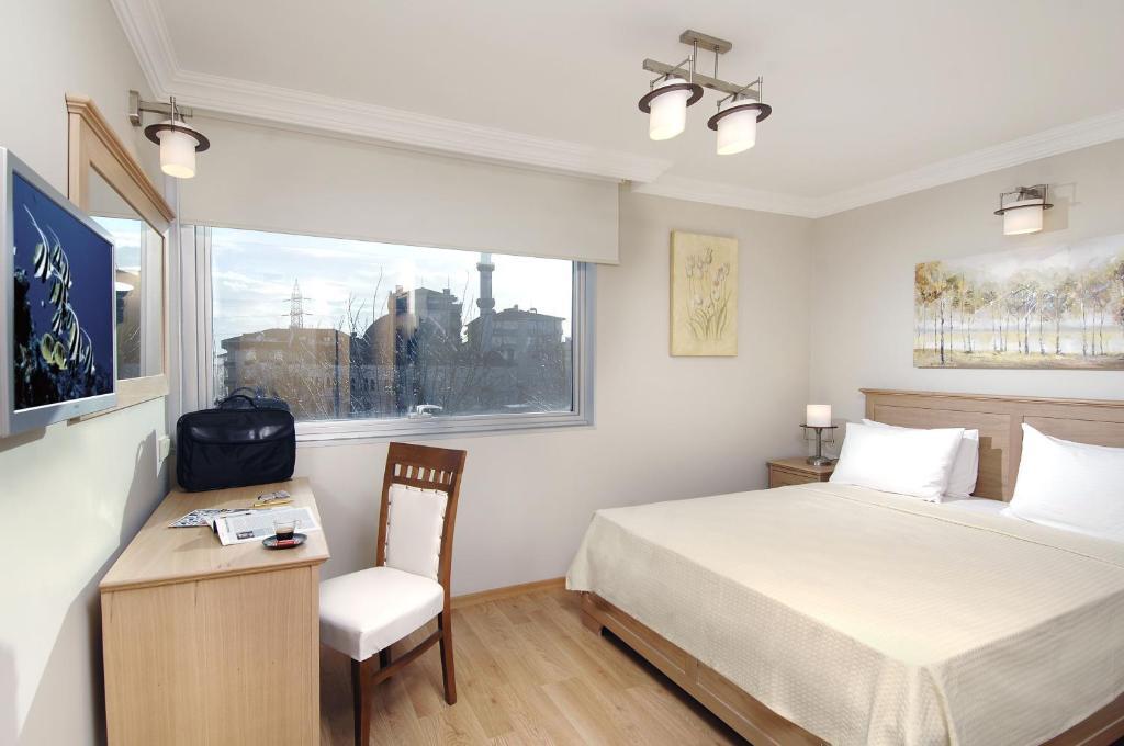 Expocity Hotel 3*