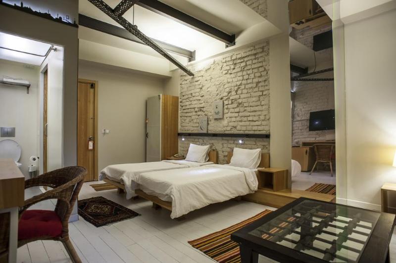 Peradays Hotel