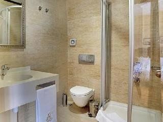 The Empress Theodora Otel