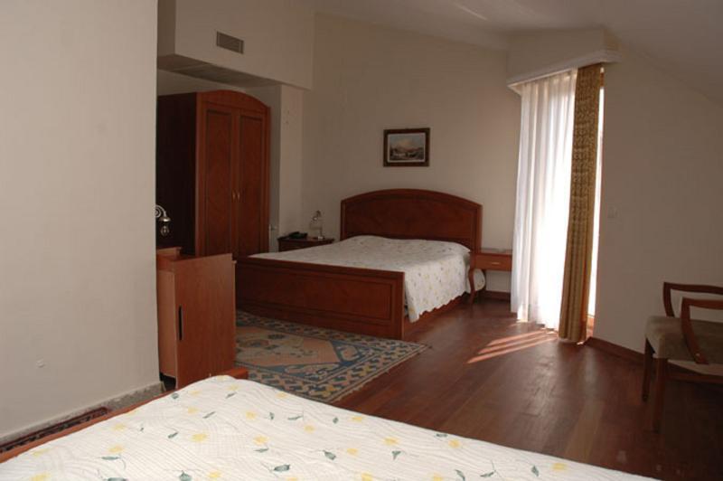 Florya Konagi Bed & Breakfast 2*