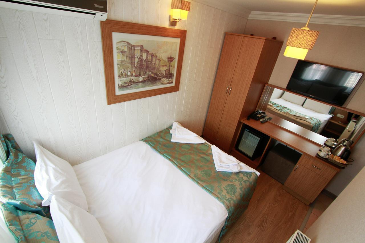 Hotel Agora Boutique & Bistro 3*