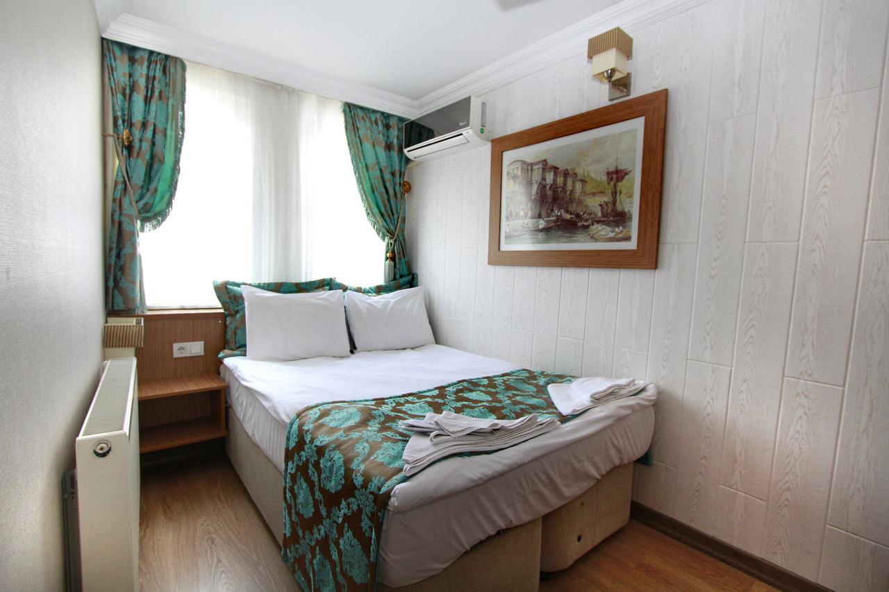 Agora Boutique & Bistro Hotel 3*