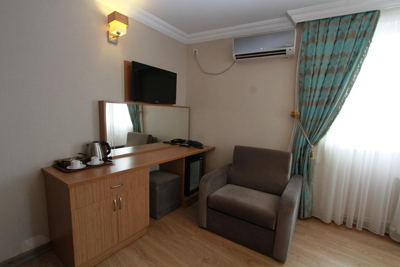 Hotel Agora Boutique & Bistro 3*