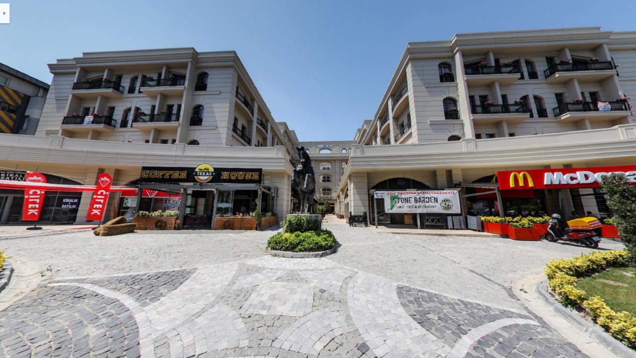 Agora Aparthotel