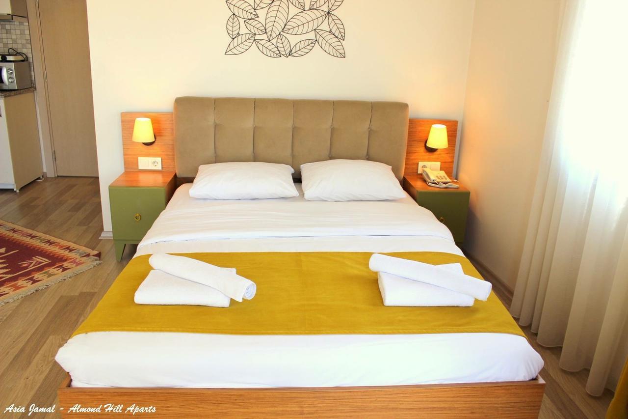 Aparthotel Almond Hill