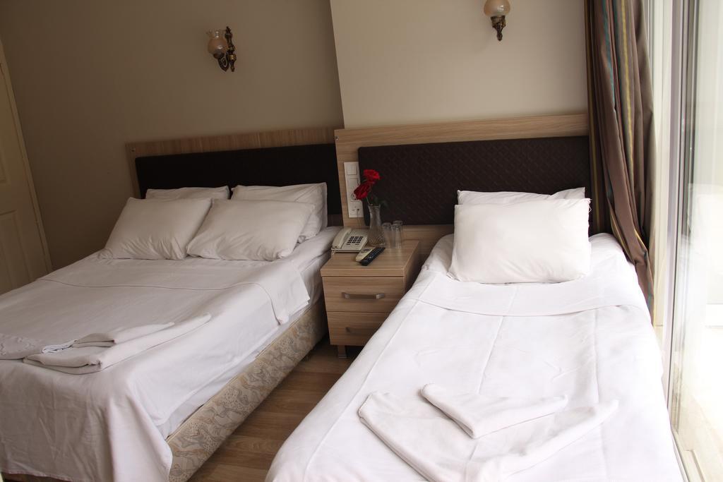 Bonjour Hotel