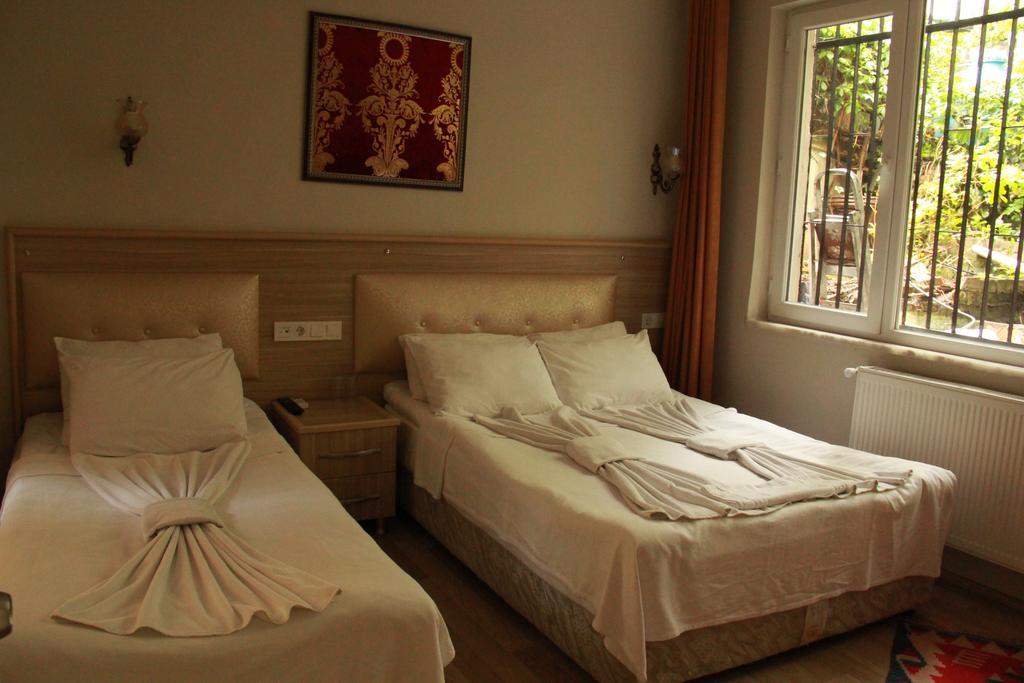 Bonjour Hotel Hotel