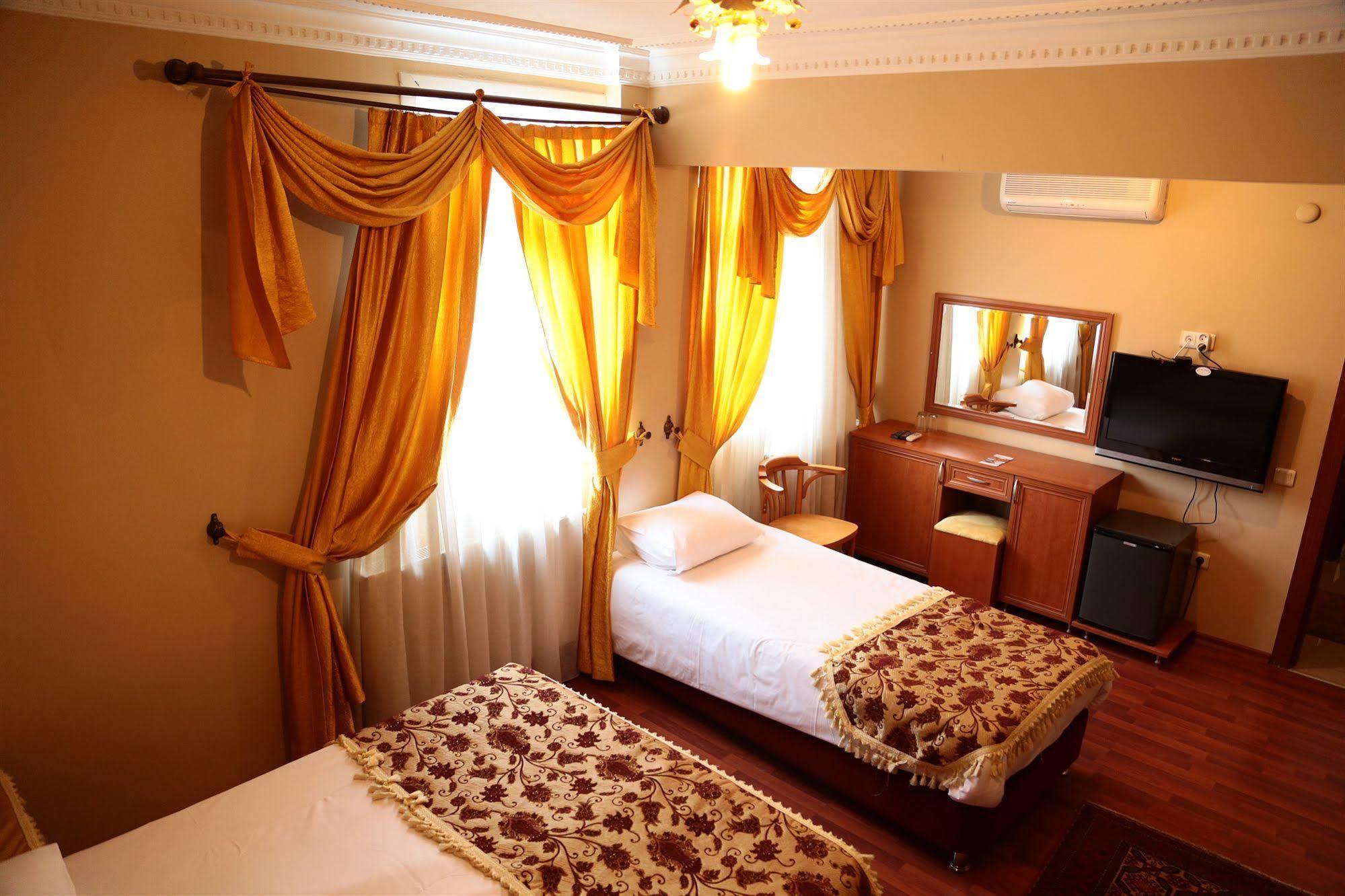 Otel Stone Old 3*